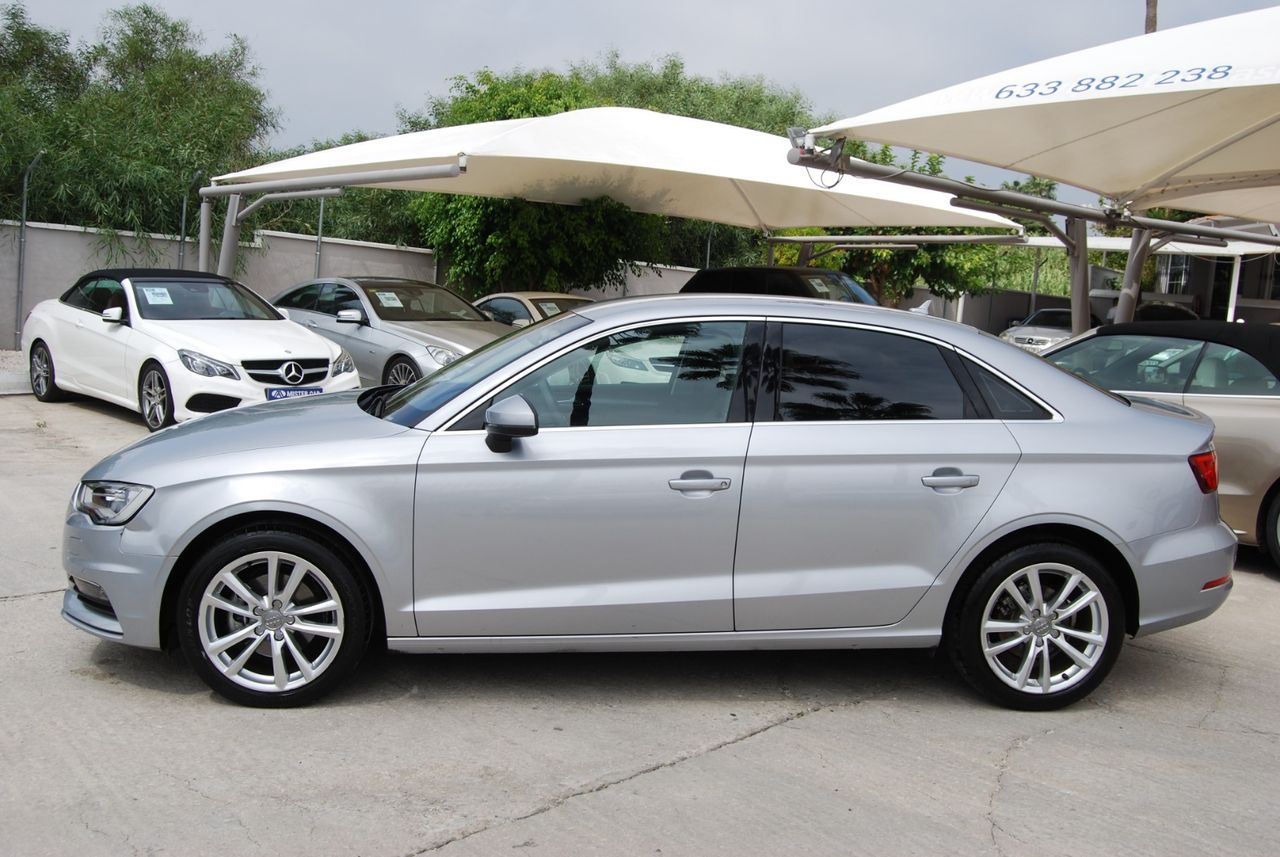 Audi A3 1.6 TDI 85kW (116CV) Sedan Nacional Sline - Foto 2 