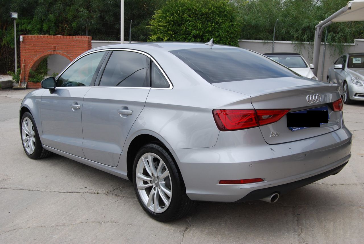 Audi A3 1.6 TDI 85kW (116CV) Sedan Nacional Sline - Foto 2 