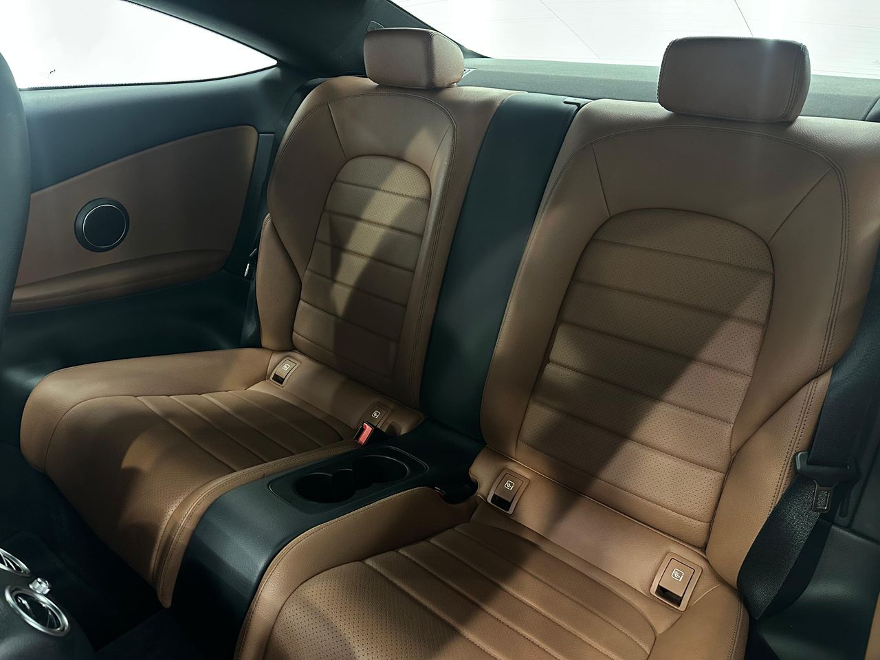 Mercedes Clase C C Coupé 300 AMG Line 245Cv Nacional - 199.000Km - IVA DEDUCIBLE - Foto 2 