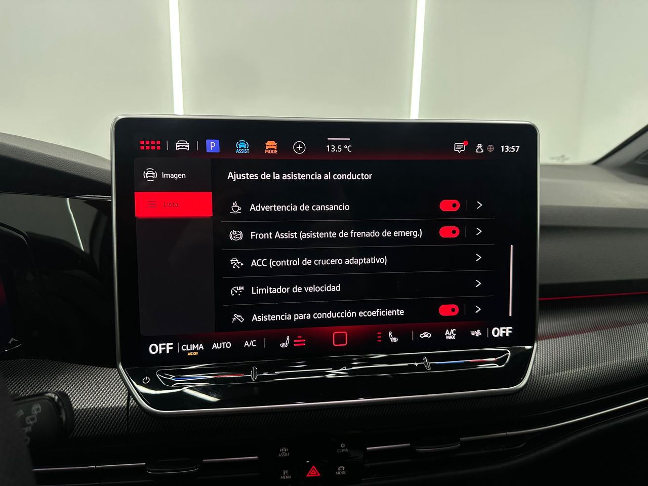 Volkswagen Golf GTI 2.0 TSI 195kW (265CV) DSG - 22400Km - Foto 2 