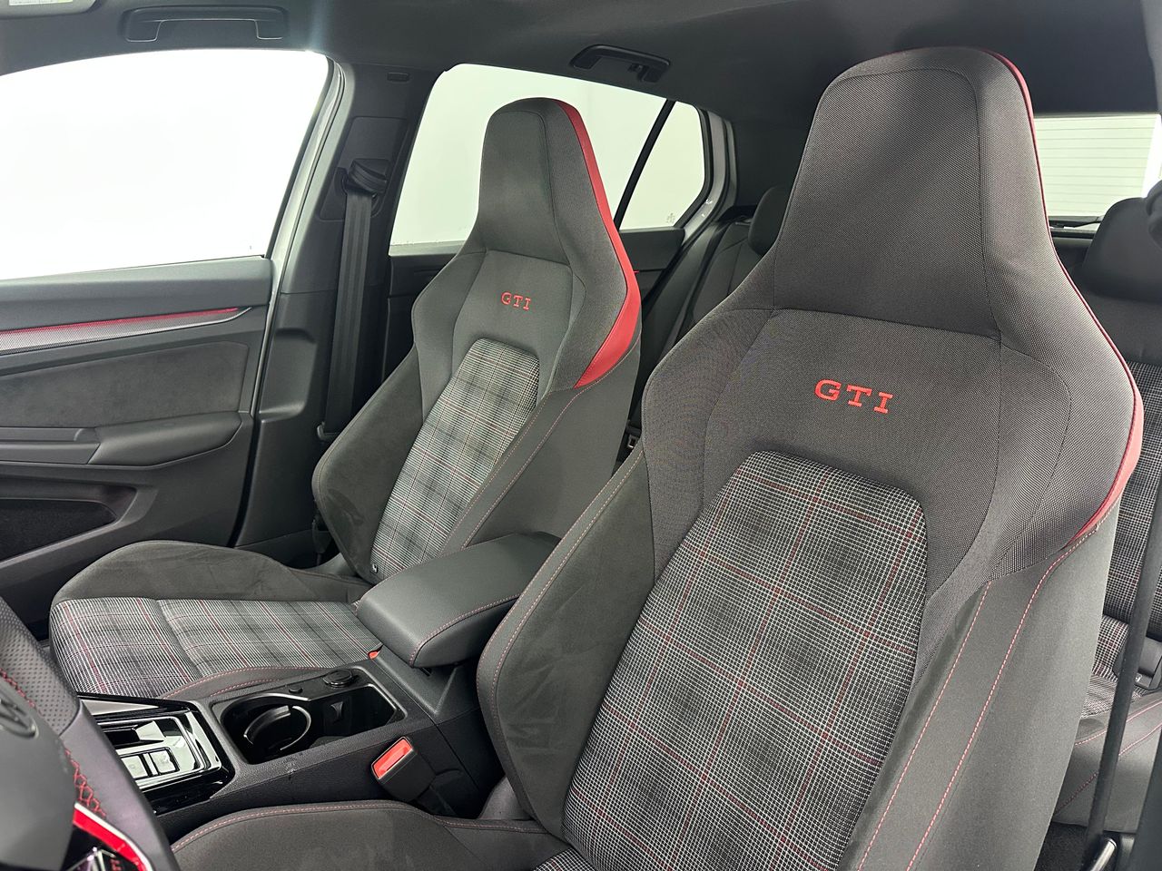 Volkswagen Golf GTI 2.0 TSI 195kW (265CV) DSG - 22400Km - Foto 2 