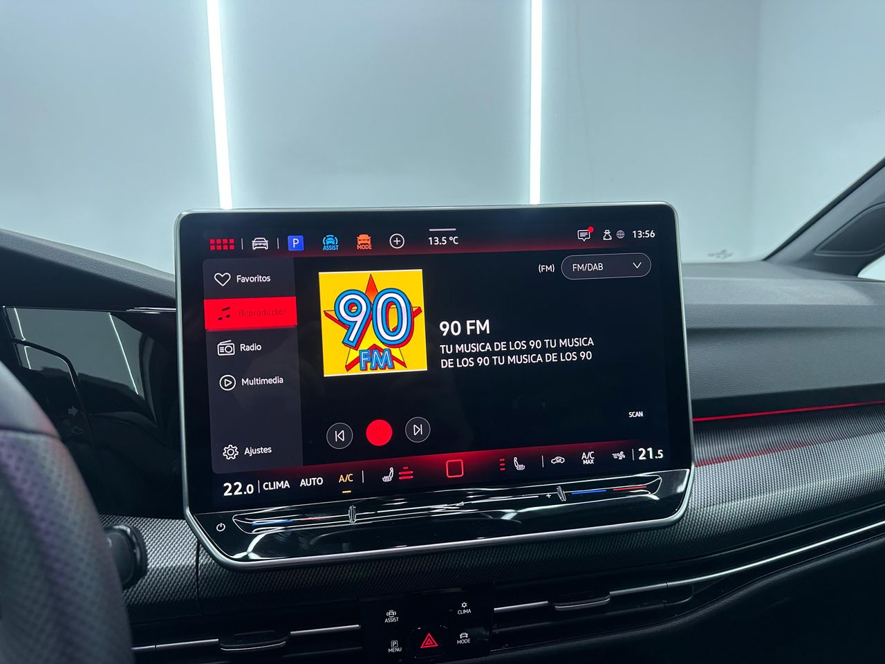 Volkswagen Golf GTI 2.0 TSI 195kW (265CV) DSG - 22400Km - Foto 2 