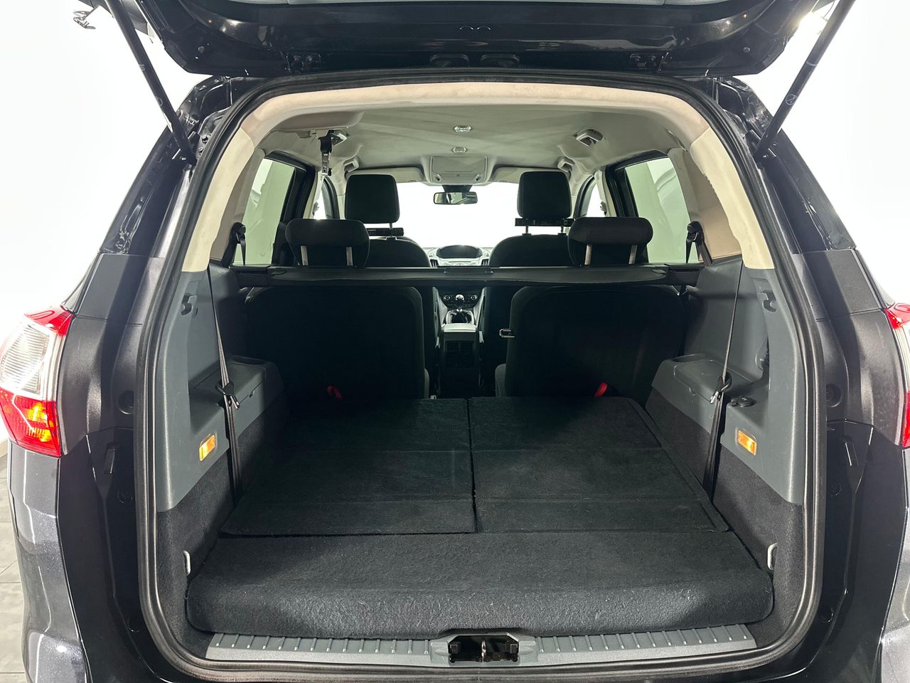 Ford Grand C-MAX 1.0 EcoBoost 125 Auto Start-Stop Trend Nacional Único Propietario - 162.000Km - Foto 2 