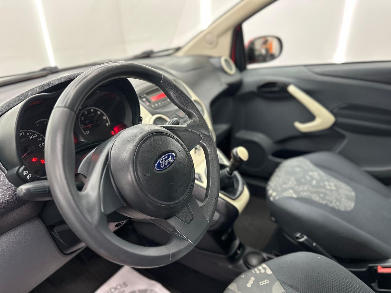 Ford Ka Grand Prix II 1.2 Duratec Auto-Start-St. UNICO PROPIETARIO - 190.000Km - Foto 2 