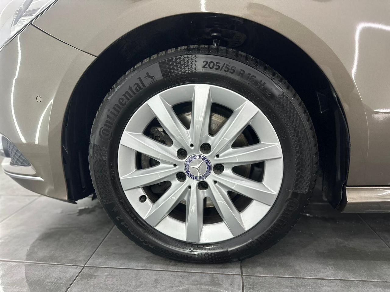 Mercedes Clase B B 200 CDI BlueEFFICIENCY - Foto 2 