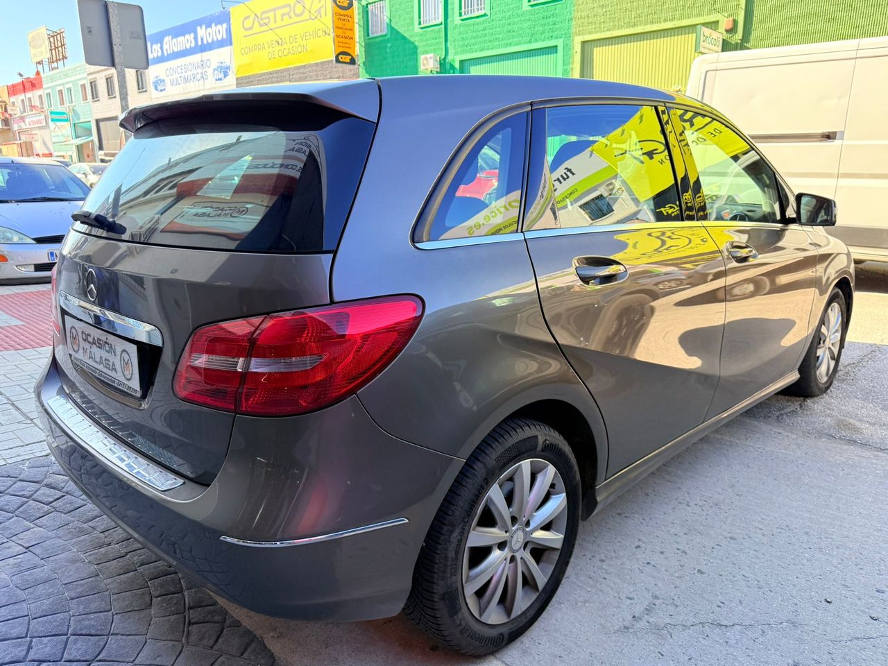 Mercedes Clase B B 200 CDI BlueEFFICIENCY - Foto 2 