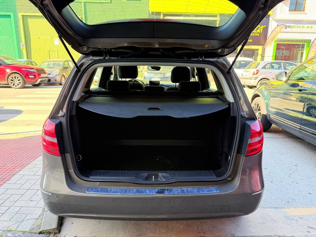 Mercedes Clase B B 200 CDI BlueEFFICIENCY - Foto 2 