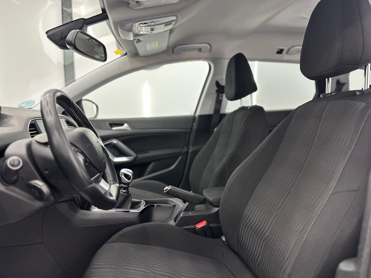 Peugeot 308 Nuevo 308 SW Active 1.6 e-HDI 115 - Foto 2 