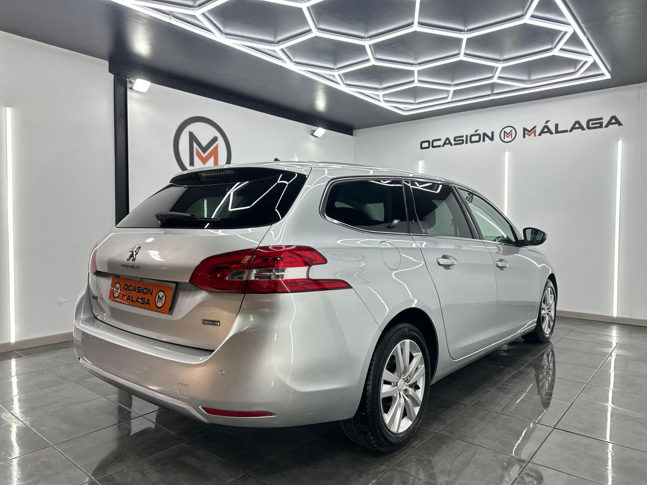 Peugeot 308 Nuevo 308 SW Active 1.6 e-HDI 115 - Foto 2 