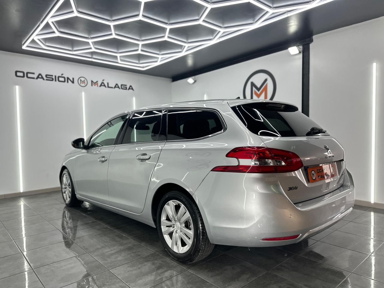 Peugeot 308 Nuevo 308 SW Active 1.6 e-HDI 115 - Foto 2 