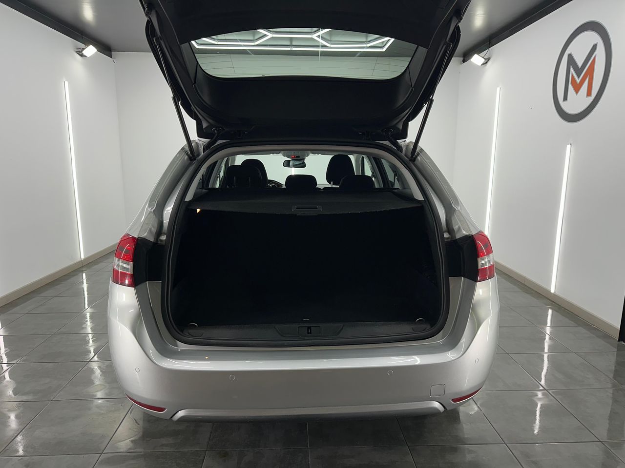 Peugeot 308 Nuevo 308 SW Active 1.6 e-HDI 115 - Foto 2 