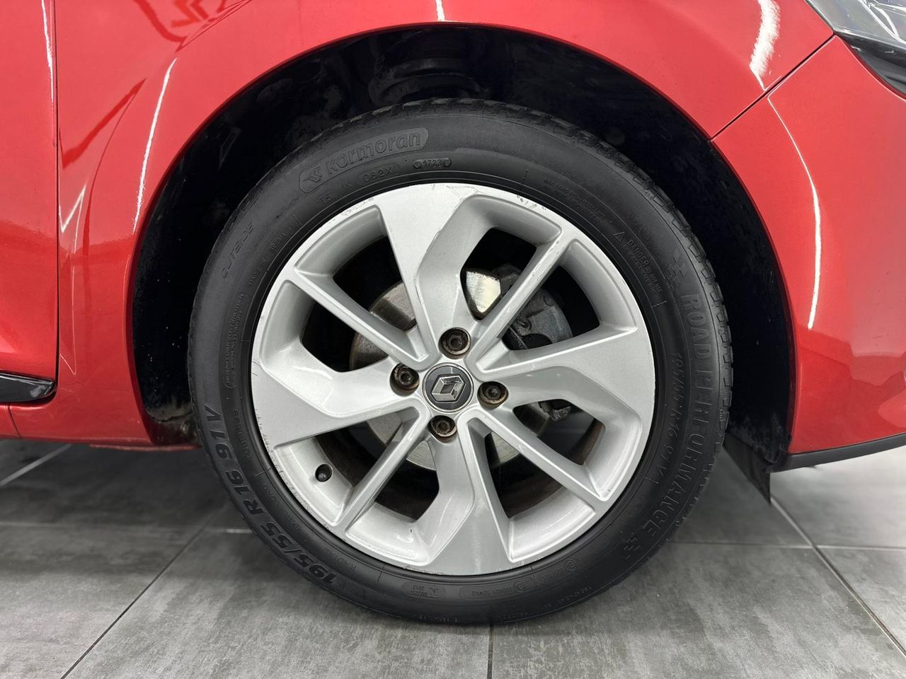 Renault Clio Limited Energy TCe 66kW (90CV) 2018 Nacional - 96.000Km - Foto 2 