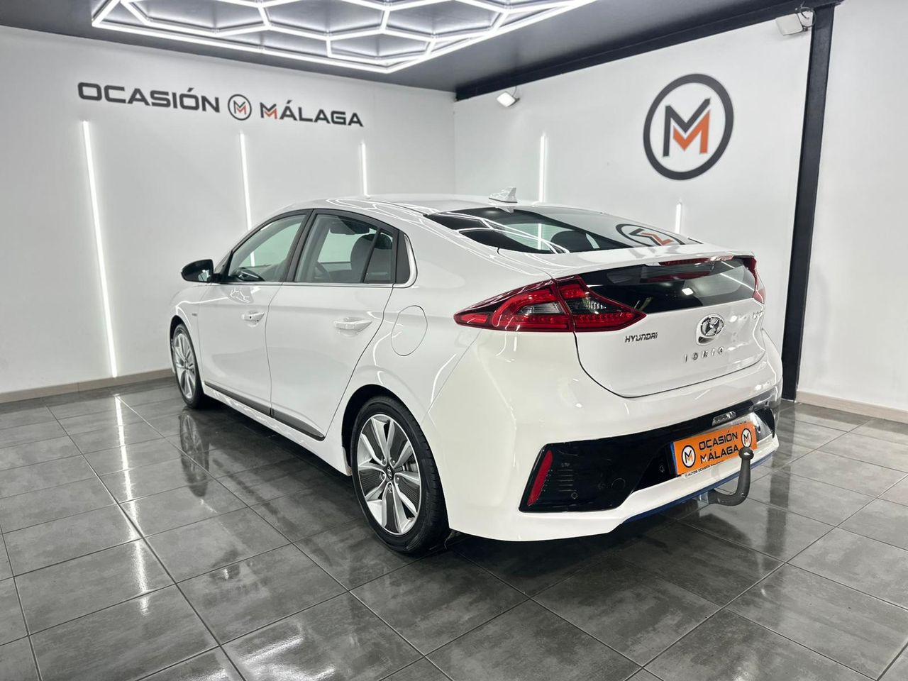 Hyundai IONIQ Híbrido 1.6 GDI 104 kW (141 CV) 6DCT Klass Nav Nacional +Único Propietario+Historial de mantenimiento - 134.000Km - Foto 2 