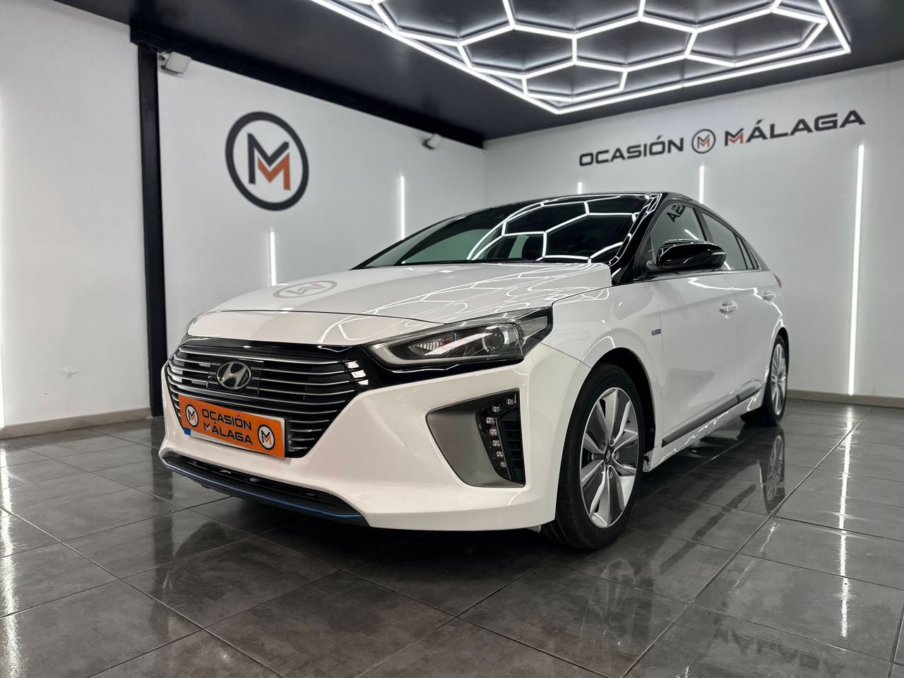 Hyundai IONIQ Híbrido 1.6 GDI 104 kW (141 CV) 6DCT Klass Nav Nacional +Único Propietario+Historial de mantenimiento - 134.000Km - Foto 2 