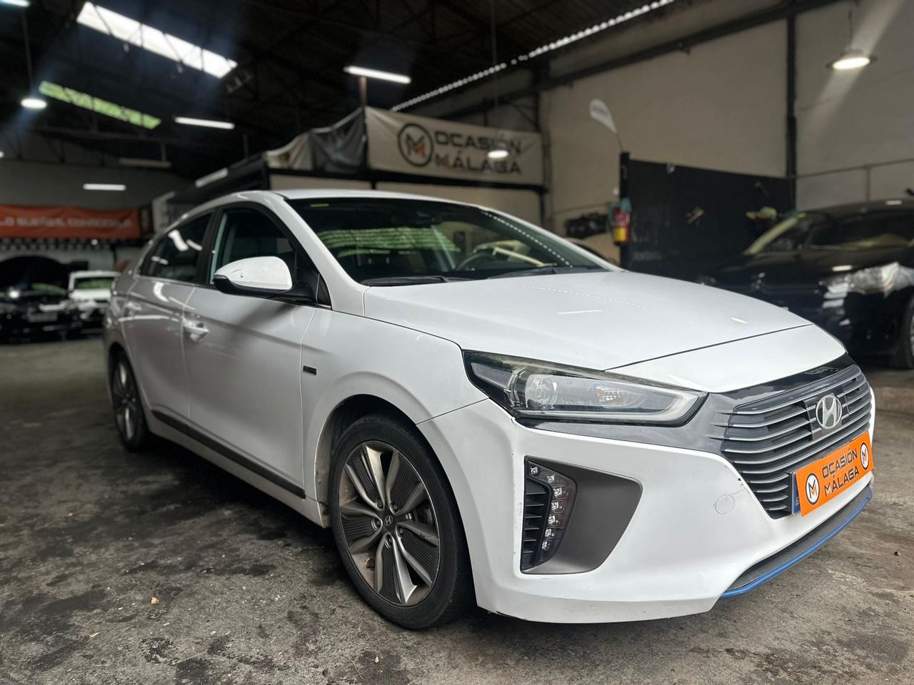 Hyundai IONIQ Híbrido 1.6 GDI 104 kW (141 CV) 6DCT Klass Nav Nacional +Único Propietario+Historial de mantenimiento - 134.000Km - Foto 2 