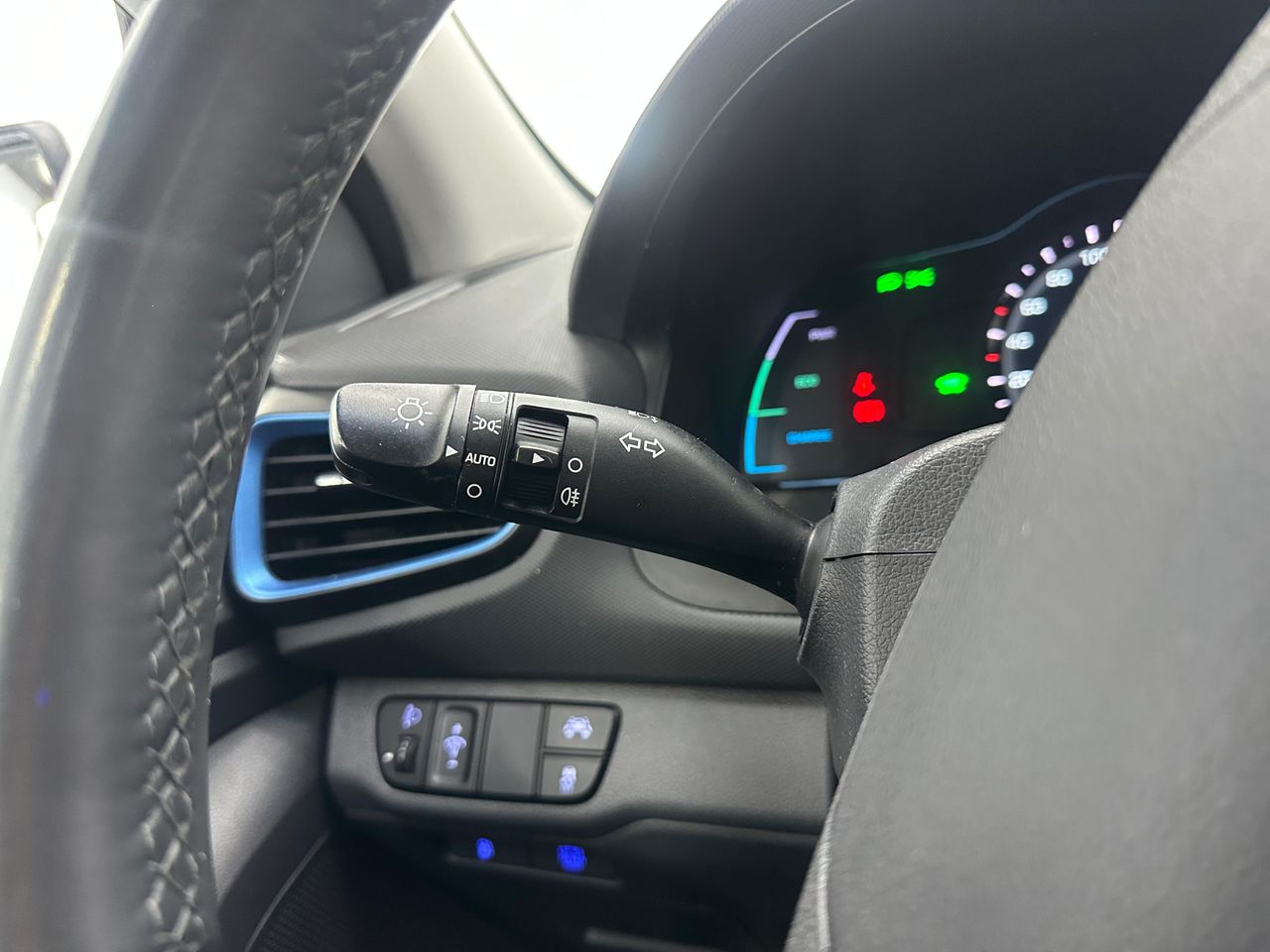 Hyundai IONIQ Híbrido 1.6 GDI 104 kW (141 CV) 6DCT Klass Nav Nacional +Único Propietario+Historial de mantenimiento - 134.000Km - Foto 2 