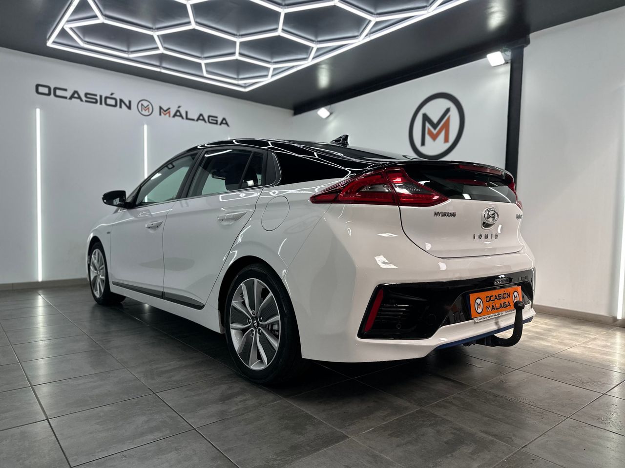 Hyundai IONIQ Híbrido 1.6 GDI 104 kW (141 CV) 6DCT Klass Nav Nacional +Único Propietario+Historial de mantenimiento - 134.000Km - Foto 2 