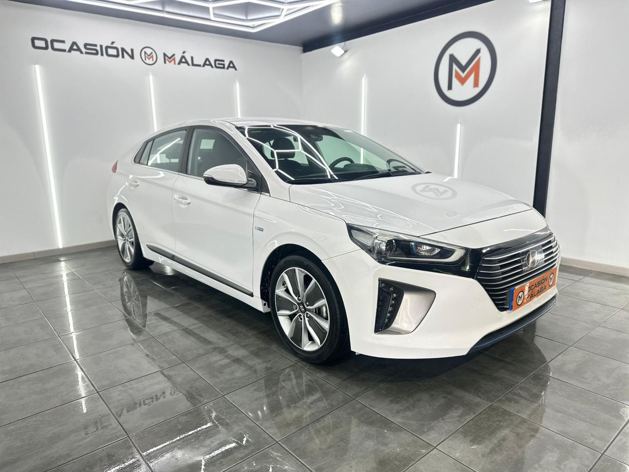Hyundai IONIQ Híbrido 1.6 GDI 104 kW (141 CV) 6DCT Klass Nav Nacional +Único Propietario+Historial de mantenimiento - 134.000Km - Foto 2 