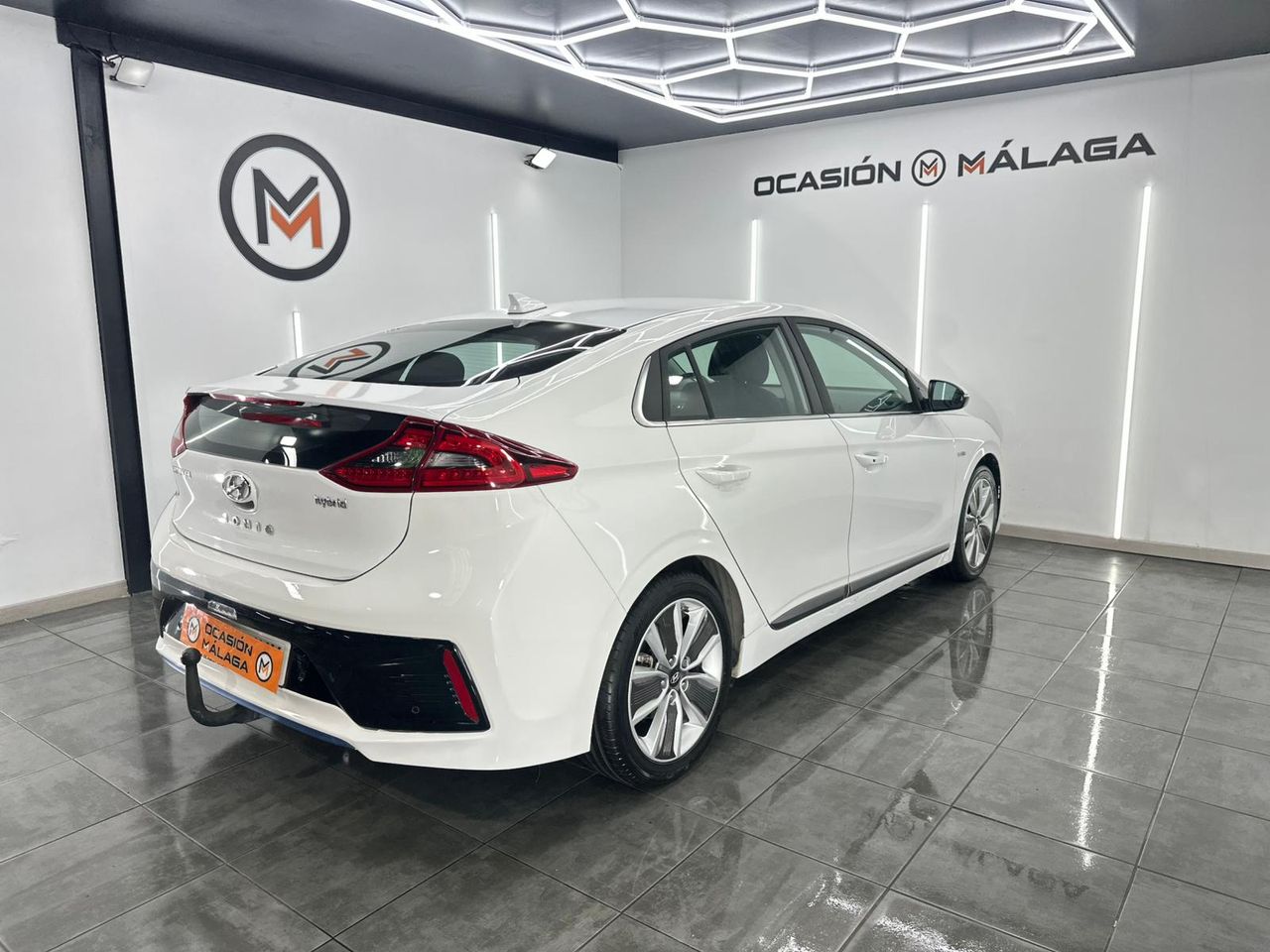 Hyundai IONIQ Híbrido 1.6 GDI 104 kW (141 CV) 6DCT Klass Nav Nacional +Único Propietario+Historial de mantenimiento - 134.000Km - Foto 2 