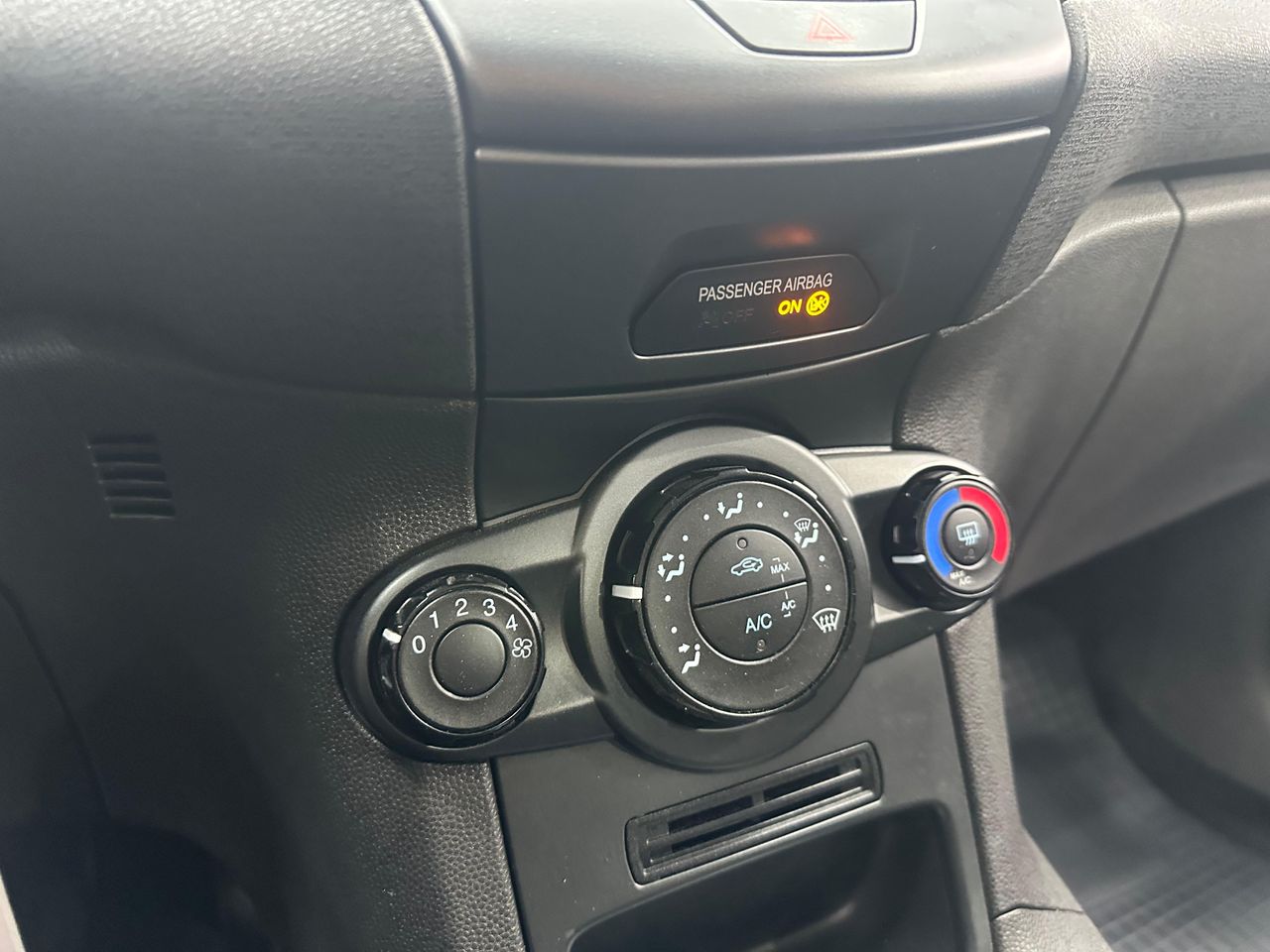 Ford Fiesta 1.25 Duratec 82cv Trend 5p Nacional - 158.000Km - Foto 2 