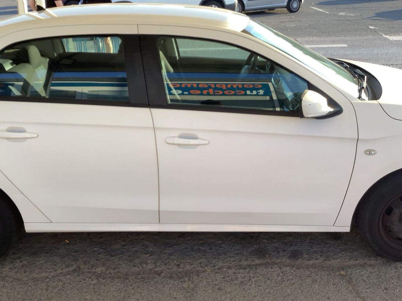 Citroën C-Elysée VTi 70cv Exclusive NACIONAL  ÚNICO PROPIETARIO - 212.000KM - Foto 2 