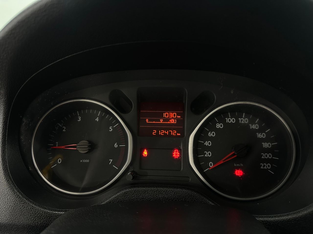 Citroën C-Elysée VTi 70cv Exclusive NACIONAL  ÚNICO PROPIETARIO - 212.000KM - Foto 2 