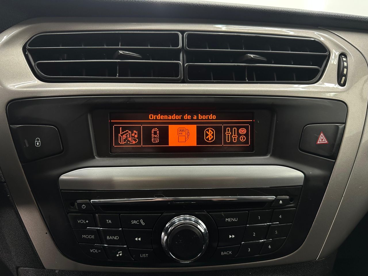 Citroën C-Elysée VTi 70cv Exclusive NACIONAL  ÚNICO PROPIETARIO - 212.000KM - Foto 2 