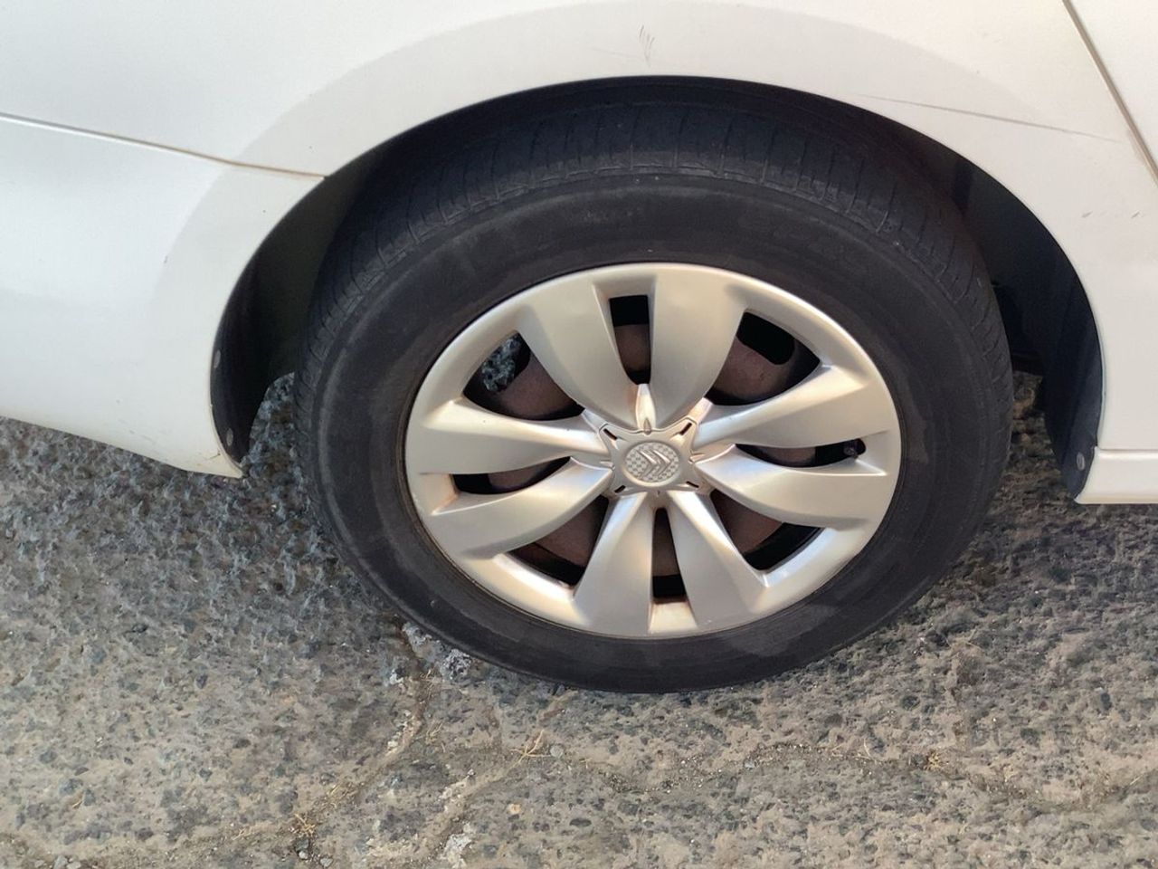 Citroën C-Elysée VTi 70cv Exclusive NACIONAL  ÚNICO PROPIETARIO - 212.000KM - Foto 2 