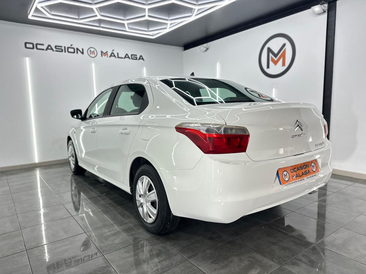 Citroën C-Elysée VTi 70cv Exclusive NACIONAL  ÚNICO PROPIETARIO - 212.000KM - Foto 2 