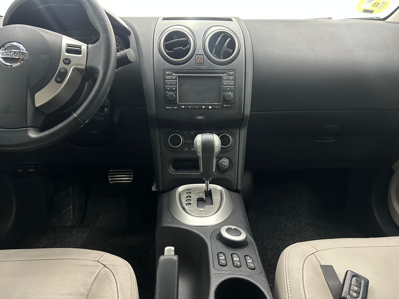 Nissan Qashqai 2.0 dCi TEKNA PREMIUM 4x4 A/T 17