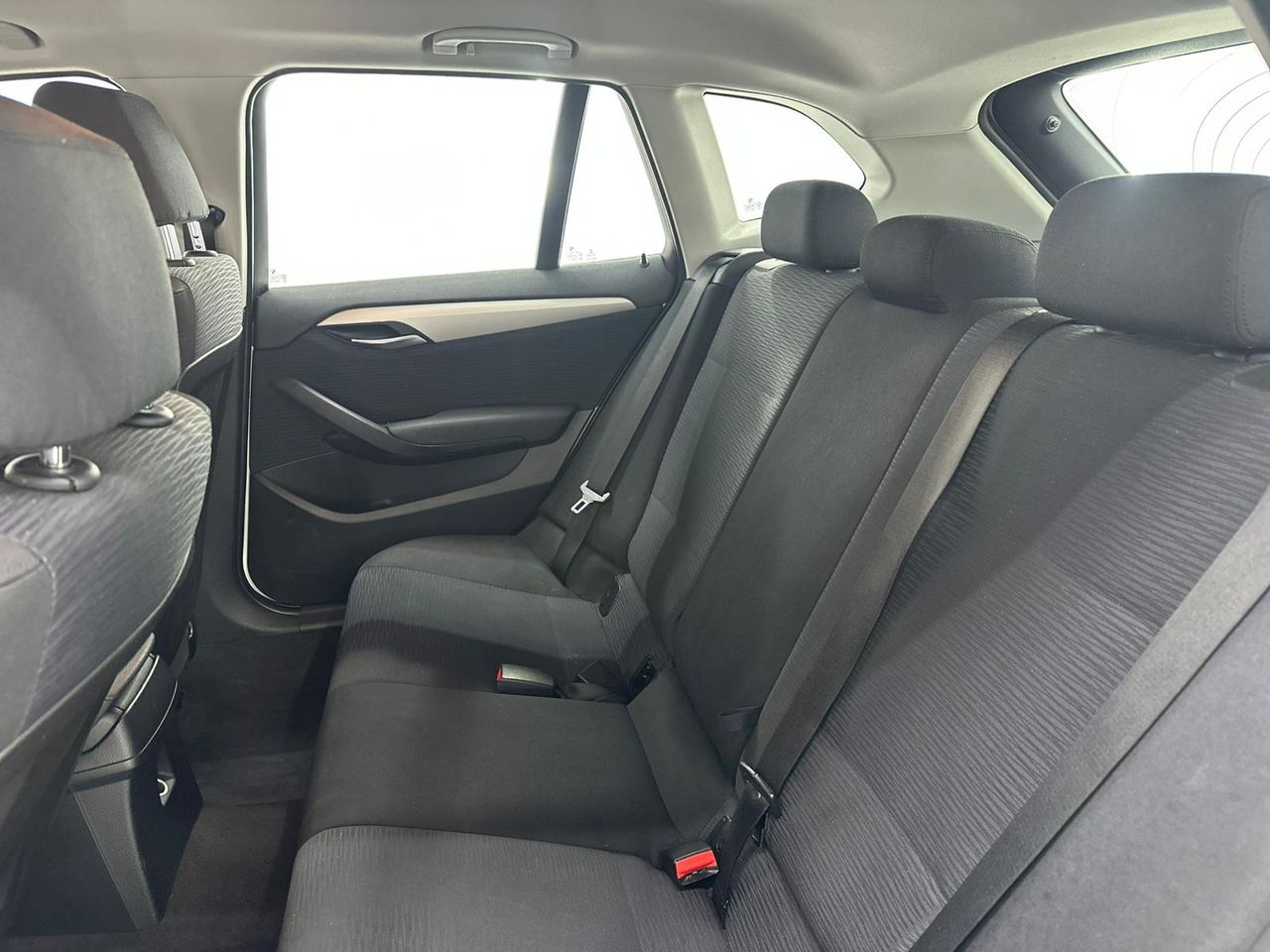 BMW X1 sDrive16d - Foto 2 