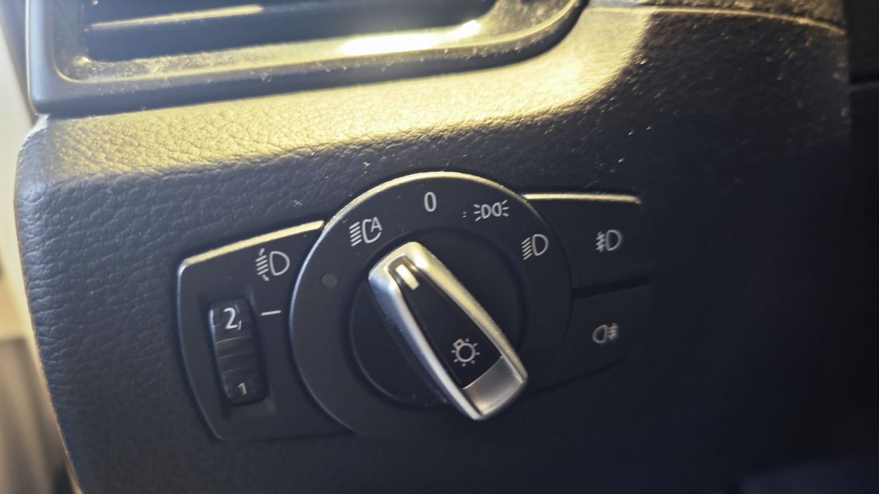 BMW X1 sDrive16d - Foto 2 