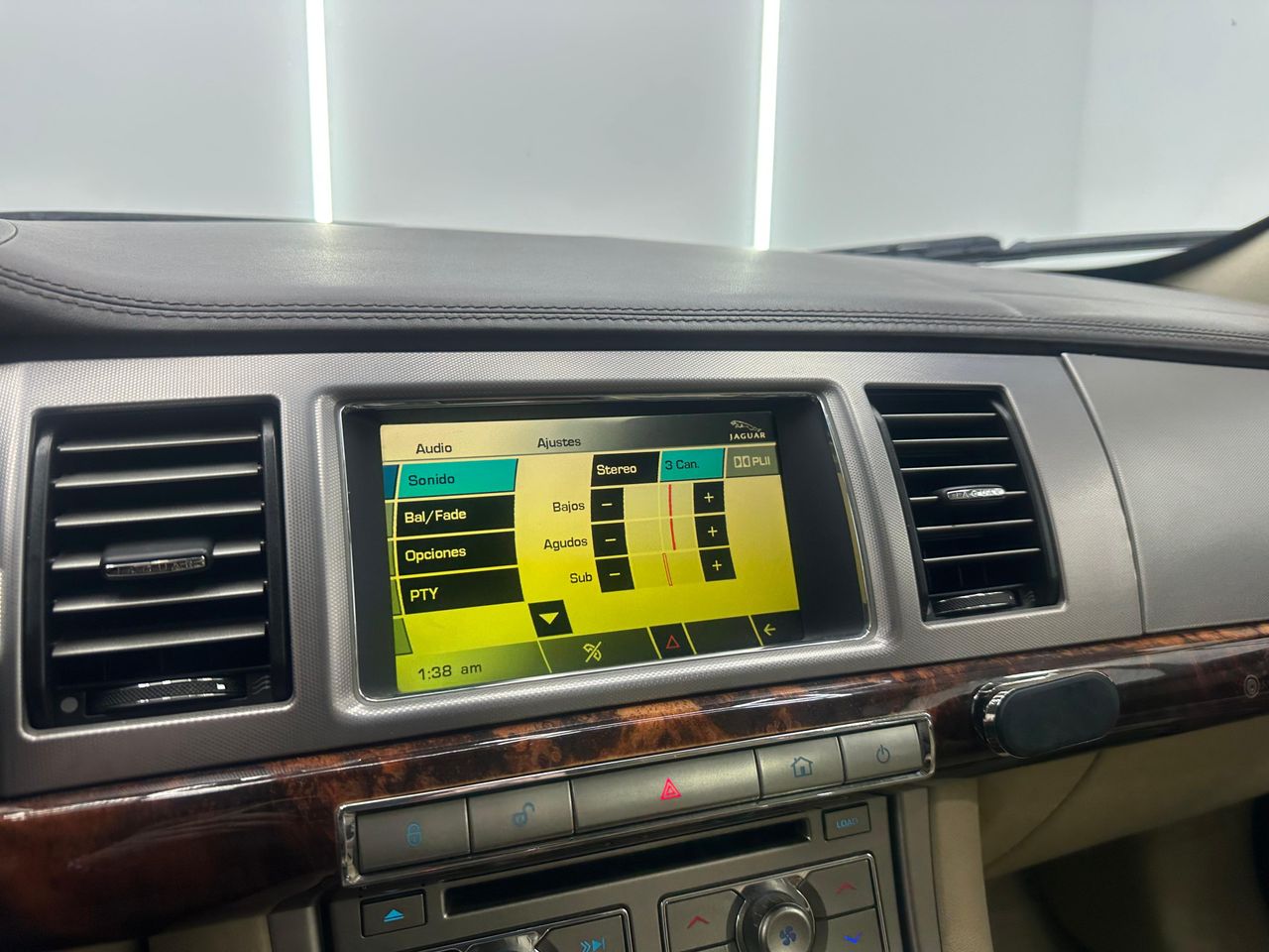 Jaguar XF 3.0 V6 Diésel Luxury - Foto 2 