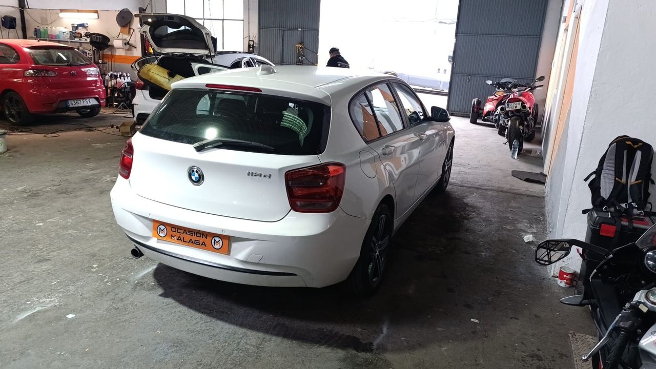 BMW Serie 1 118D Nacional  Sport 143Cv  - 163.000Km - Foto 2 