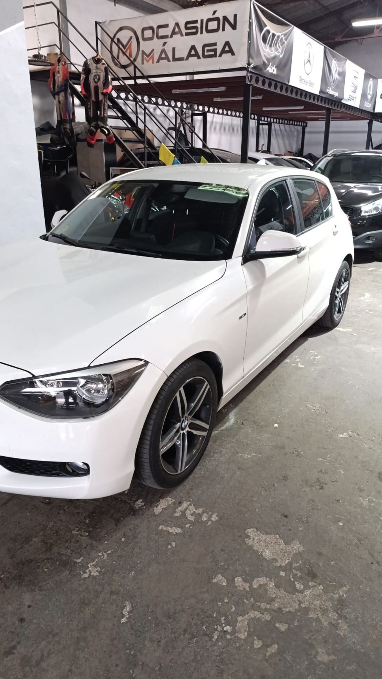 BMW Serie 1 118D Nacional  Sport 143Cv  - 163.000Km - Foto 2 