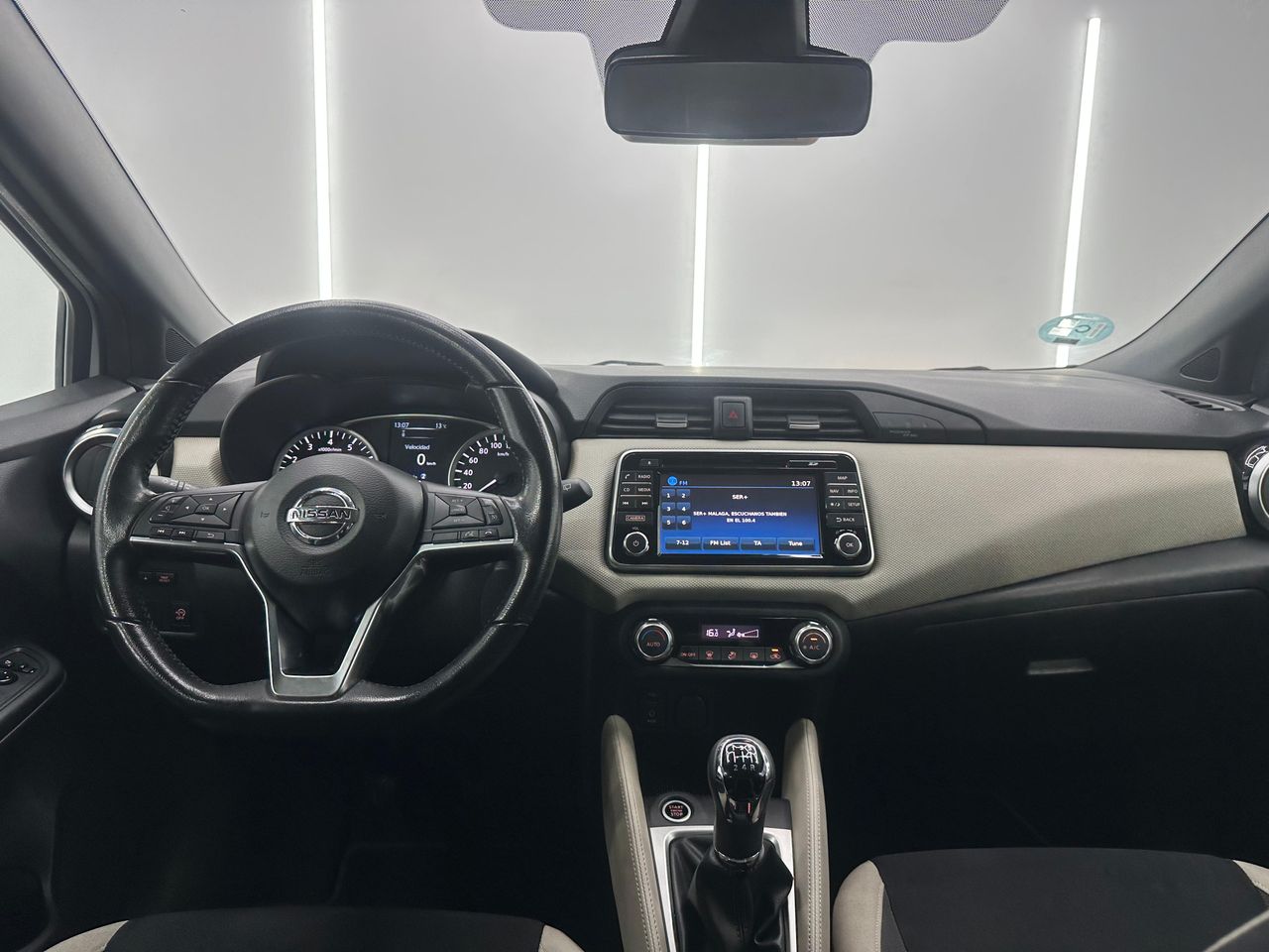 Nissan Micra 5p IG-T BOSE Limited Edition Nacional 90Cv - 95.000Km - Foto 2 