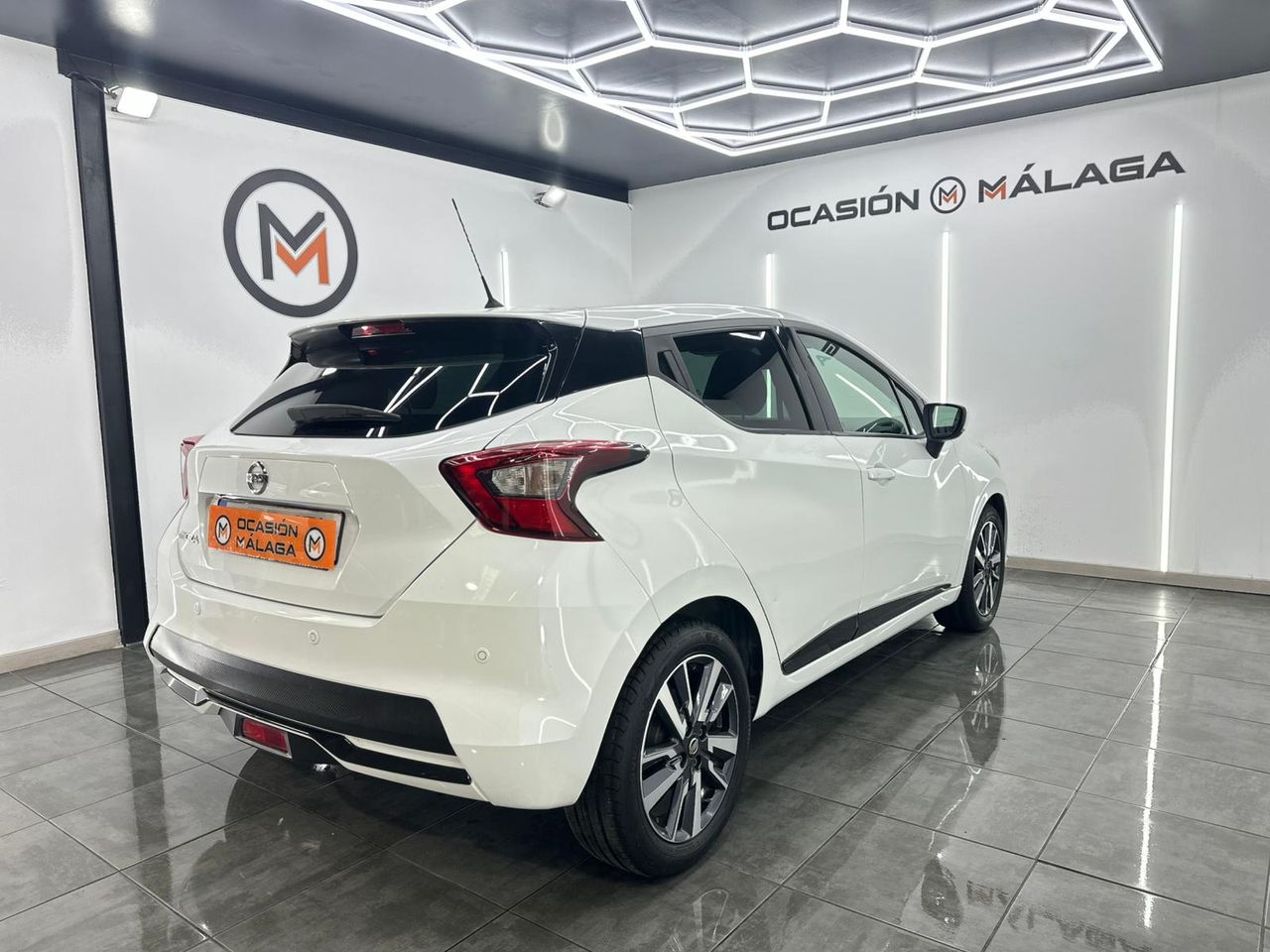 Nissan Micra 5p IG-T BOSE Limited Edition Nacional 90Cv - 95.000Km - Foto 2 