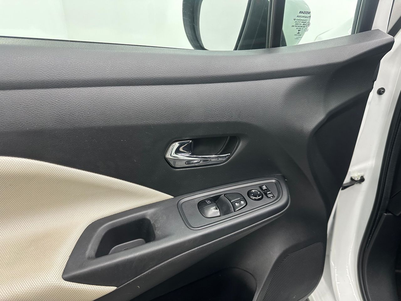 Nissan Micra 5p IG-T BOSE Limited Edition Nacional 90Cv - 95.000Km - Foto 2 