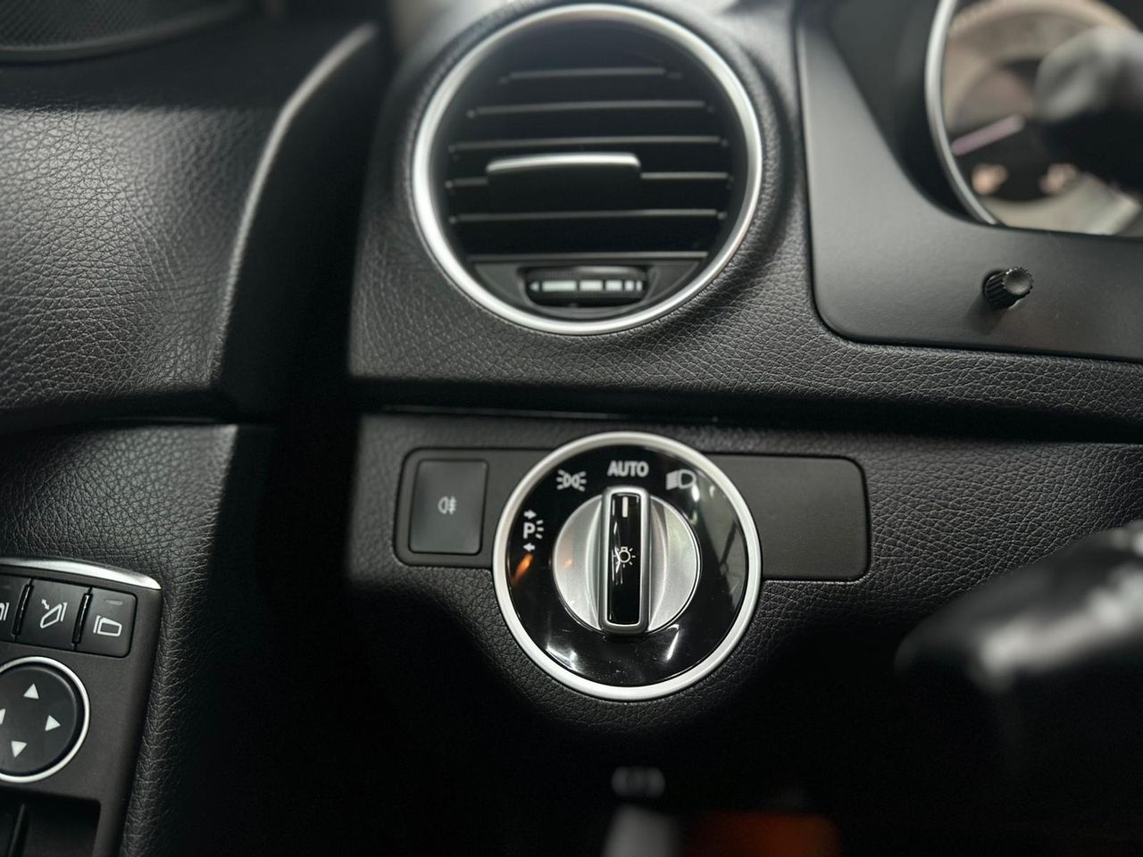 Mercedes Clase C C 200 CDI Avantgarde Automatico 136Cv -230.000Km - Foto 2 