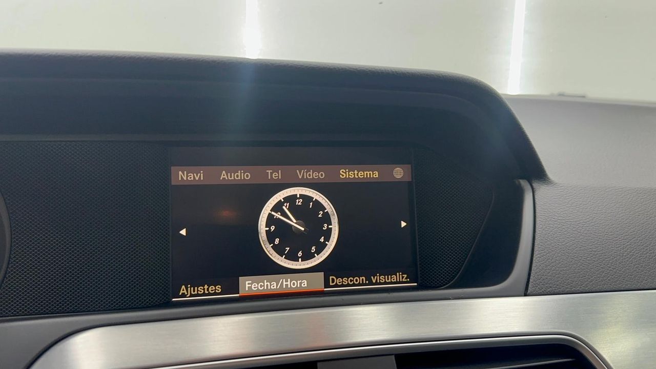 Mercedes Clase C C 200 CDI Avantgarde Automatico 136Cv -230.000Km - Foto 2 