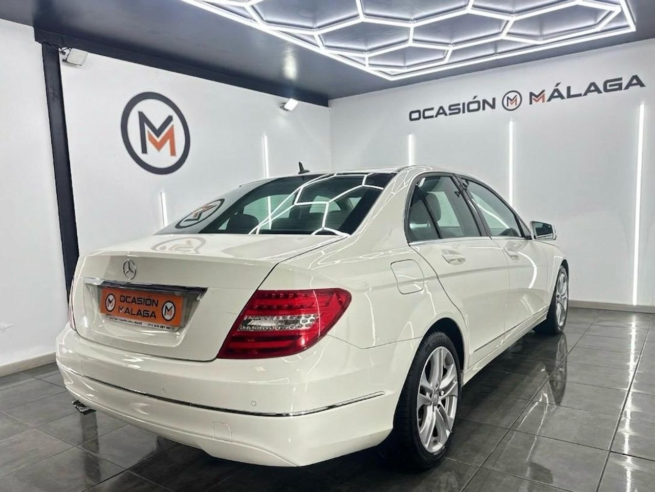 Mercedes Clase C C 200 CDI Avantgarde Automatico 136Cv -230.000Km - Foto 2 