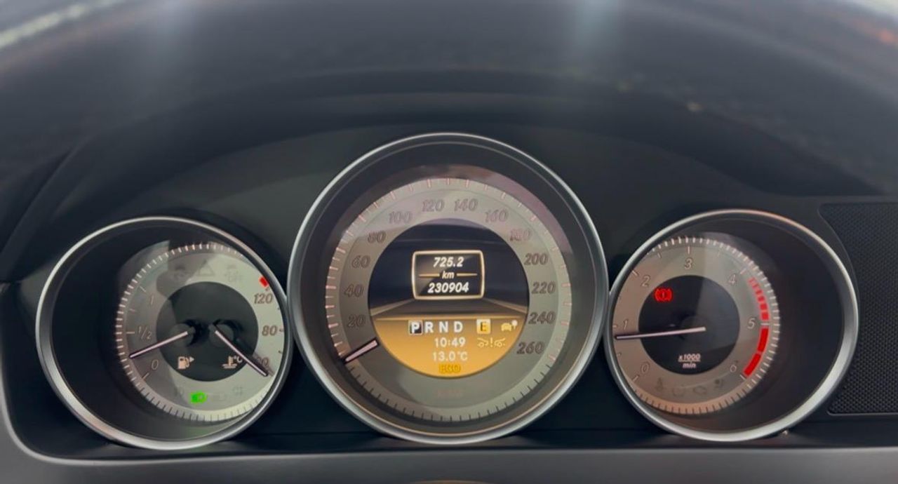 Mercedes Clase C C 200 CDI Avantgarde Automatico 136Cv -230.000Km - Foto 2 