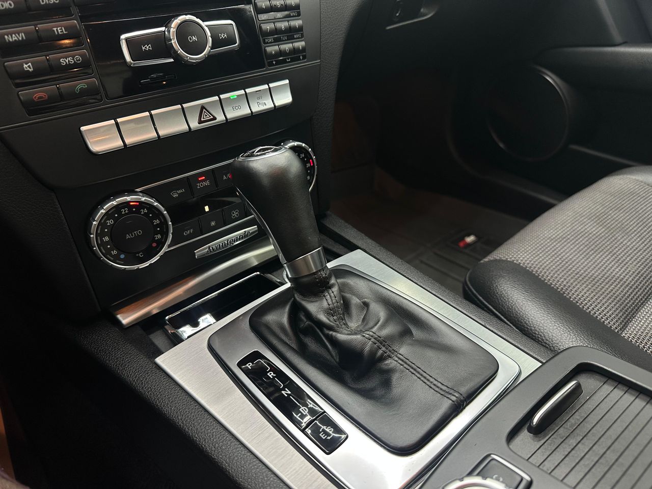 Mercedes Clase C C 200 CDI Avantgarde Automatico 136Cv -230.000Km - Foto 2 