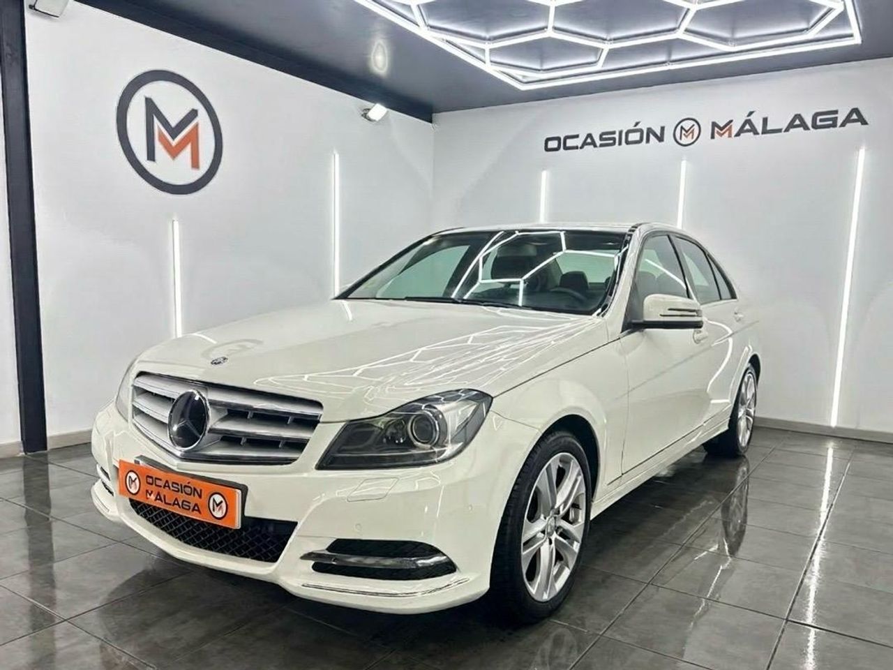Mercedes Clase C C 200 CDI Avantgarde Automatico 136Cv -230.000Km - Foto 2 