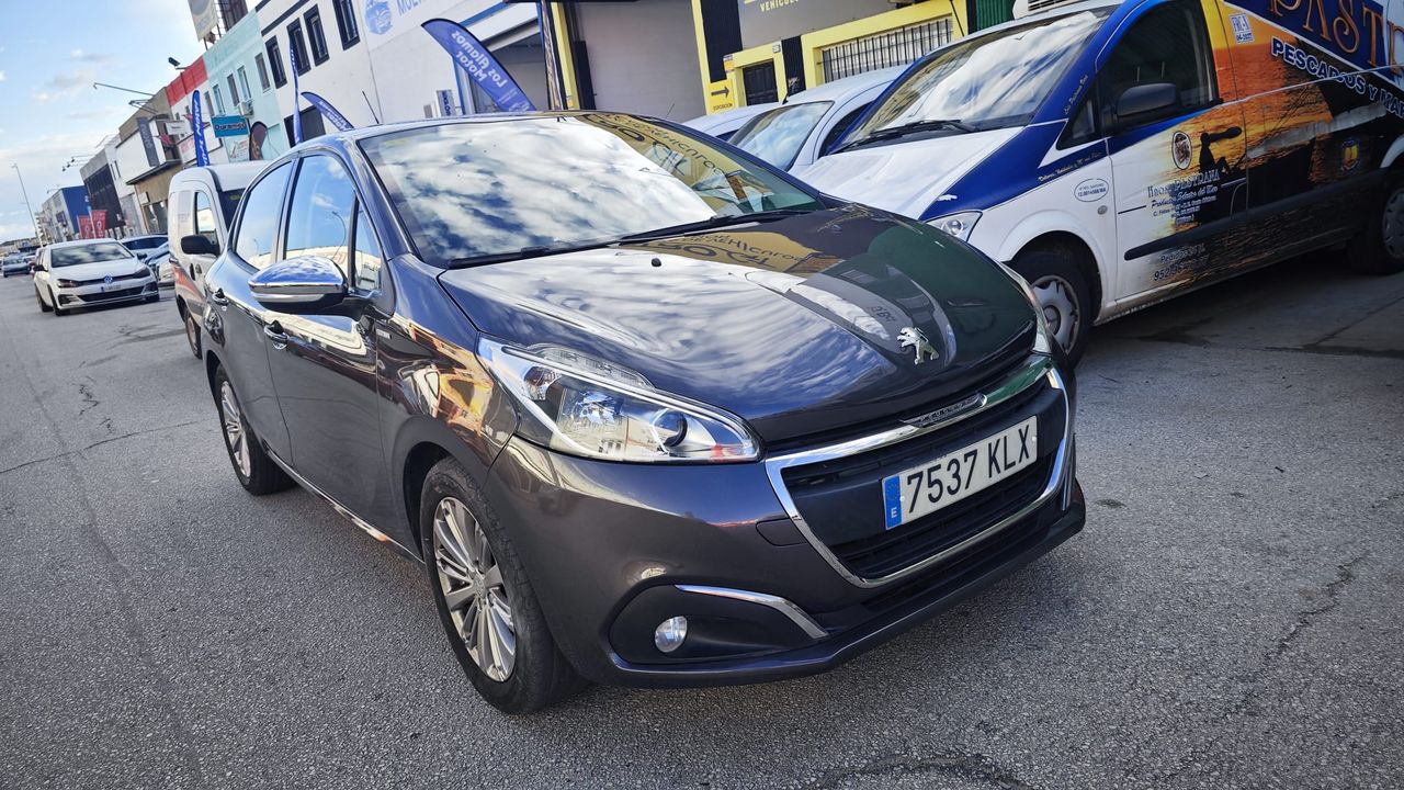 Peugeot 208 5P ALLURE 1.2L PureTech 60KW (82CV) Nacional - 179.000Km - Foto 2 