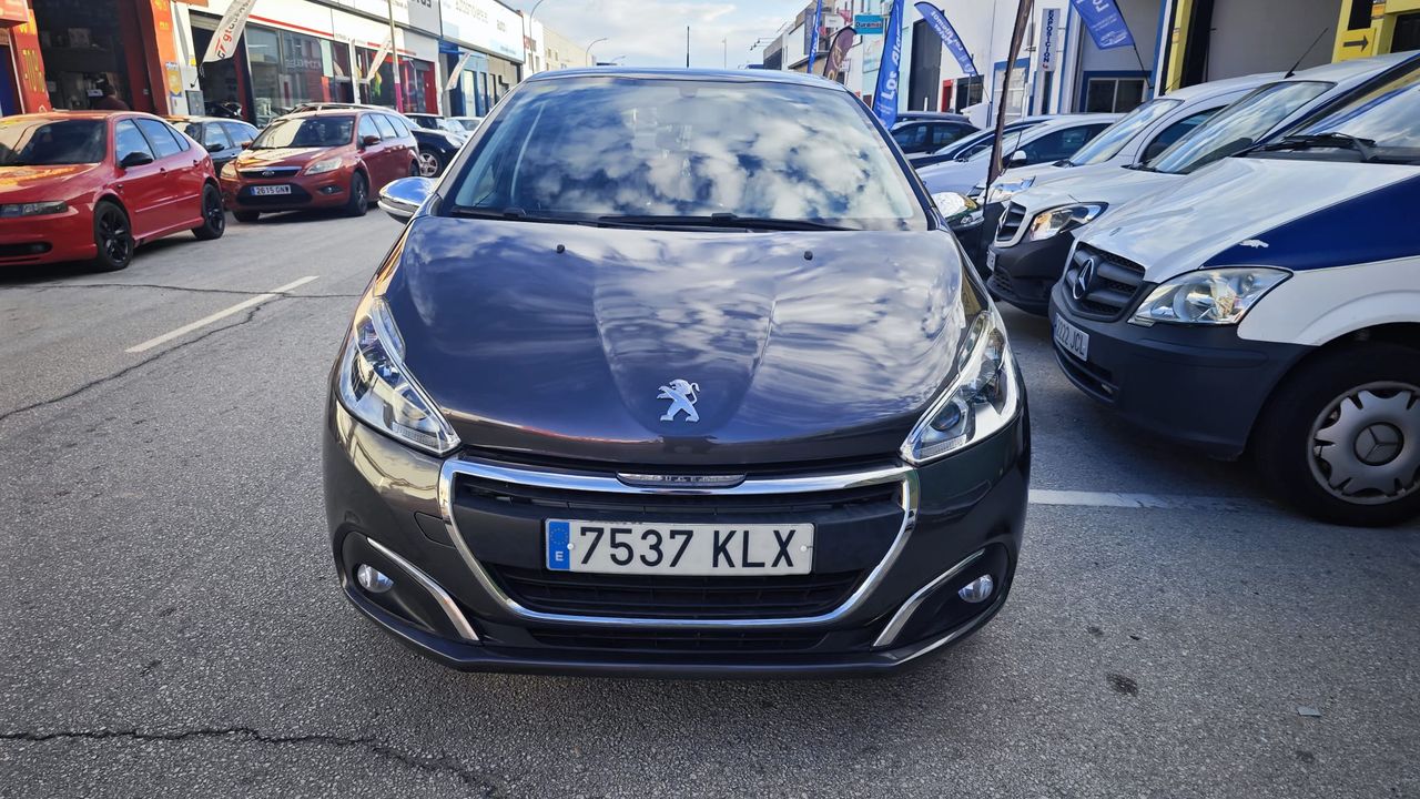 Peugeot 208 5P ALLURE 1.2L PureTech 60KW (82CV) Nacional - 179.000Km - Foto 2 