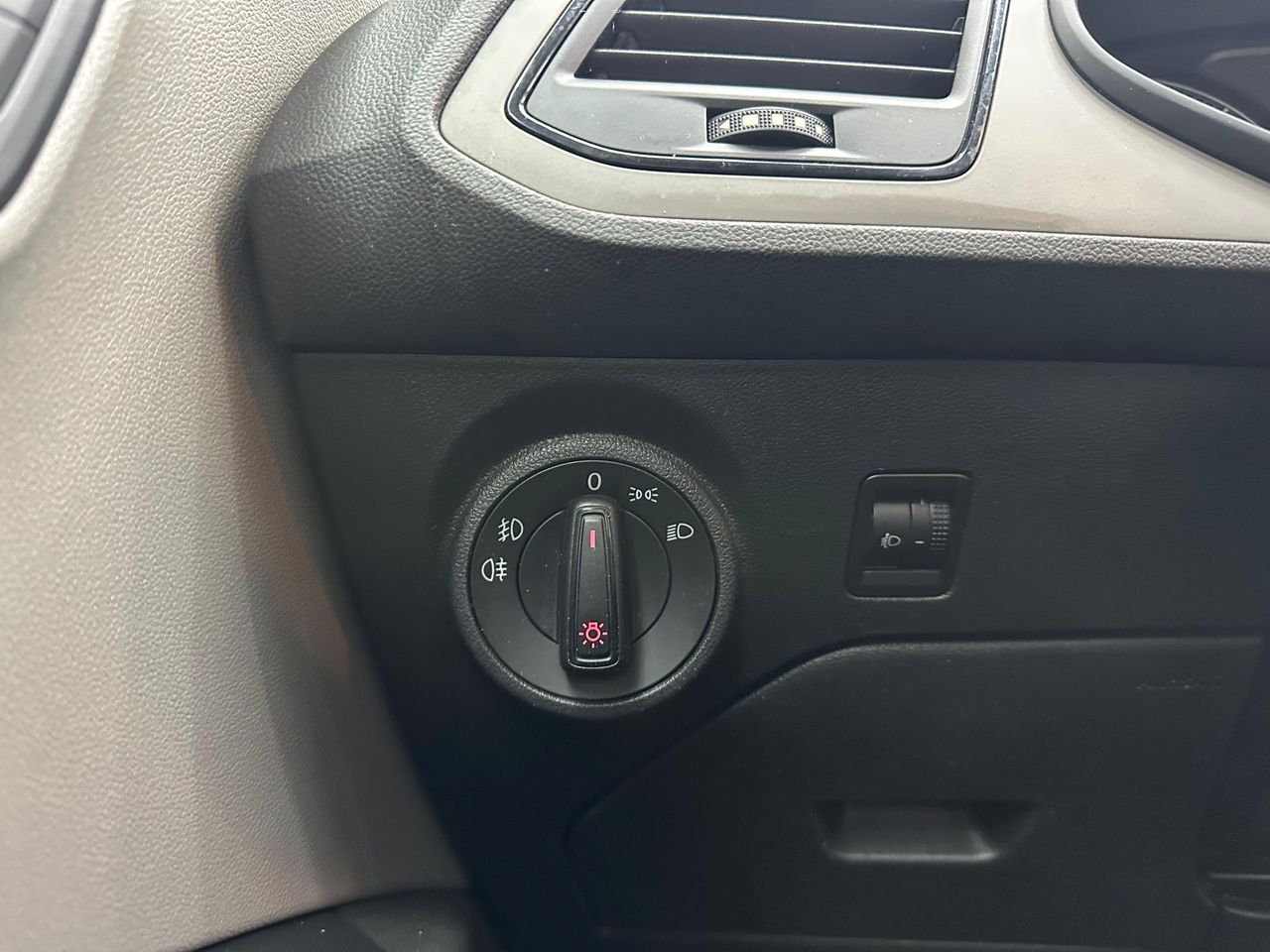 Seat Leon 1.6 TDI 66kW (90CV) Reference Plus Nacional - 189.000Km - Foto 2 