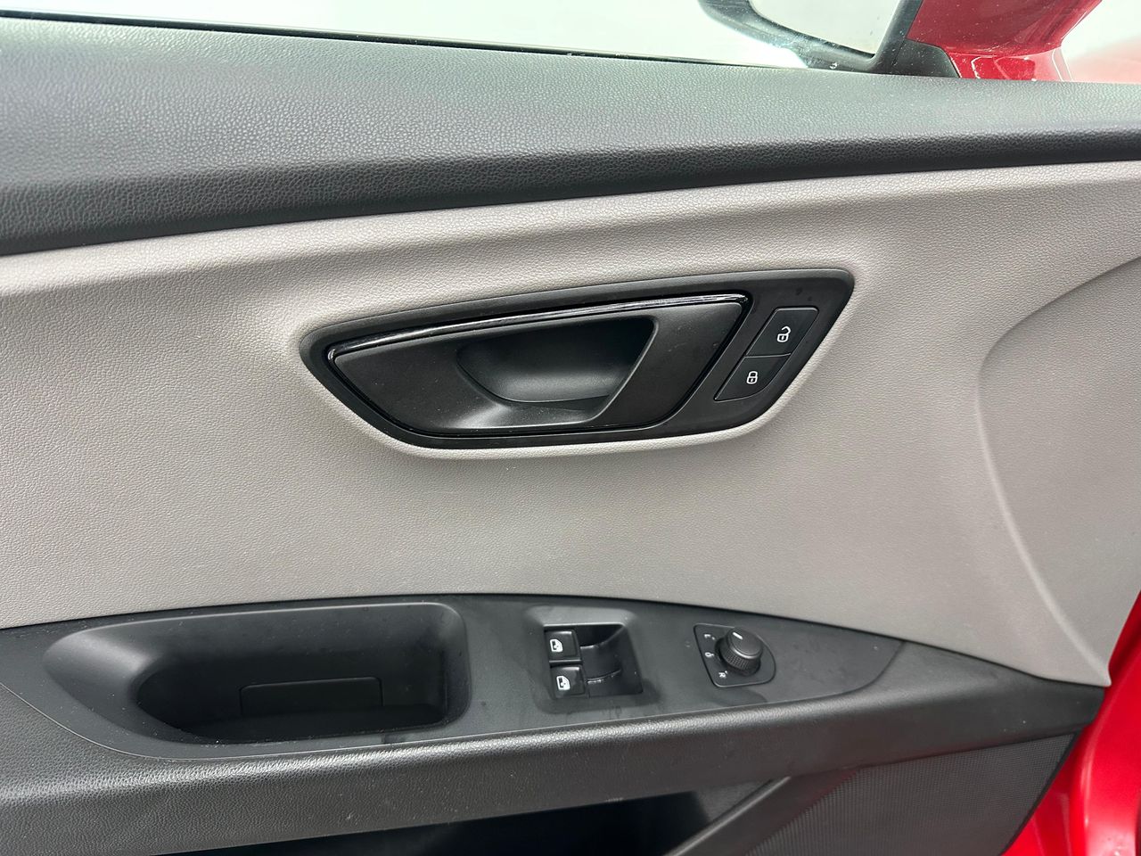 Seat Leon 1.6 TDI 66kW (90CV) Reference Plus Nacional - 189.000Km - Foto 2 