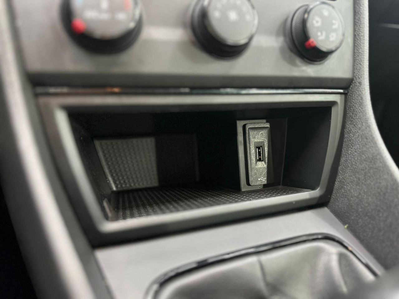 Seat Leon 1.6 TDI 66kW (90CV) Reference Plus Nacional - 189.000Km - Foto 2 