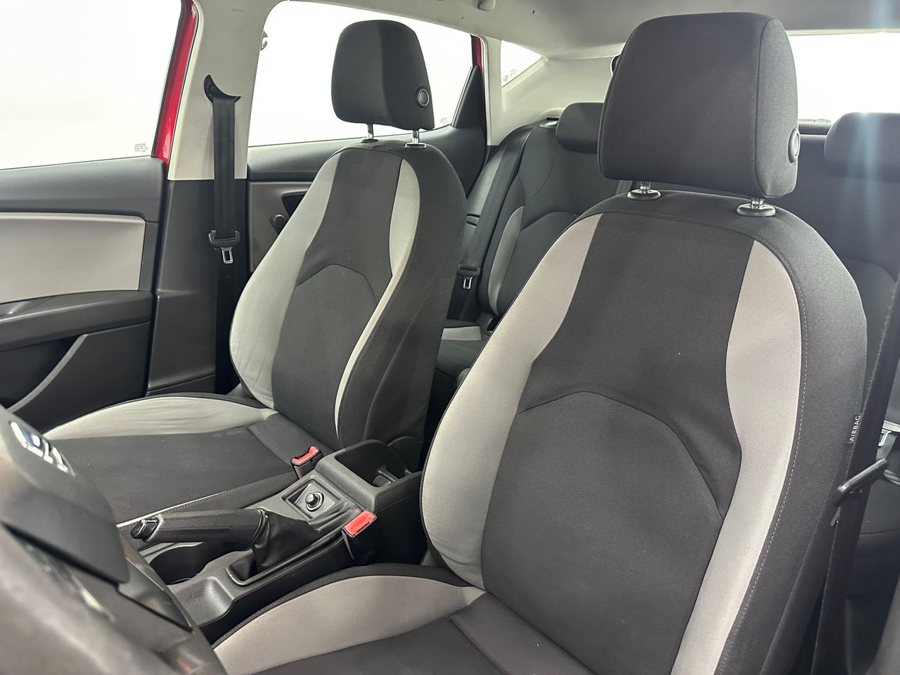 Seat Leon 1.6 TDI 66kW (90CV) Reference Plus Nacional - 189.000Km - Foto 2 